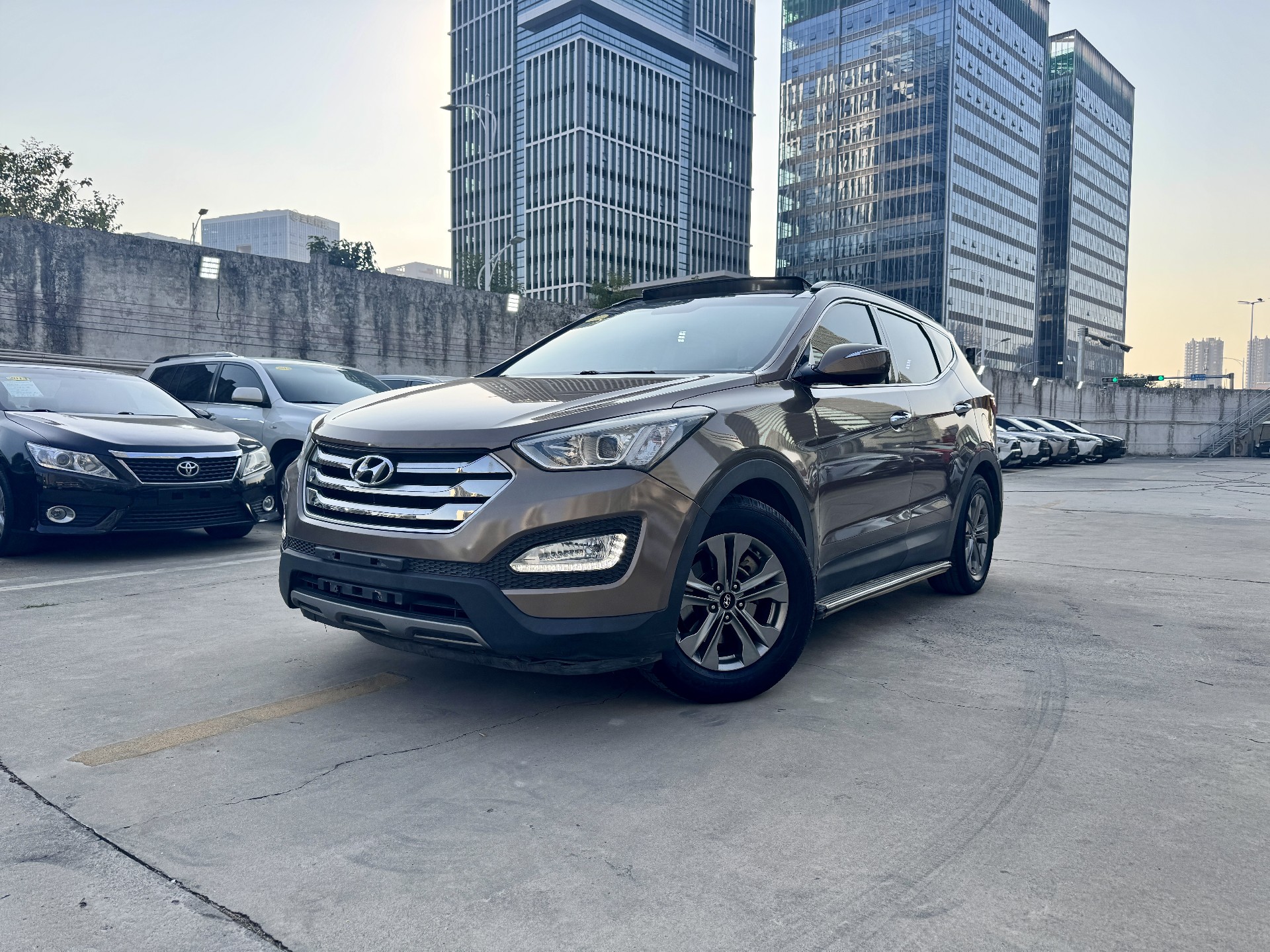2016 Hyundai Santa Fe 2.0T AWD Top 7-seater