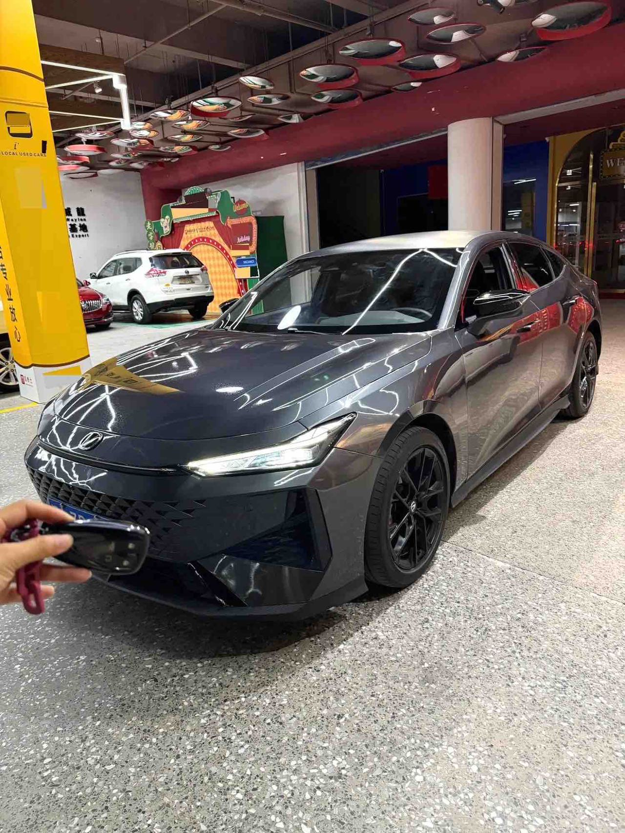 2024 Changan UNI-V 1.5T Premium Edition