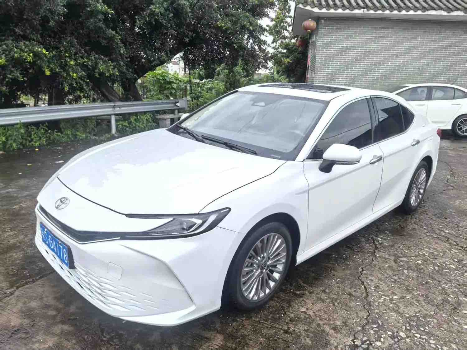 2025 Toyota Camry Hybrid 2.0HGVP Luxury Edition