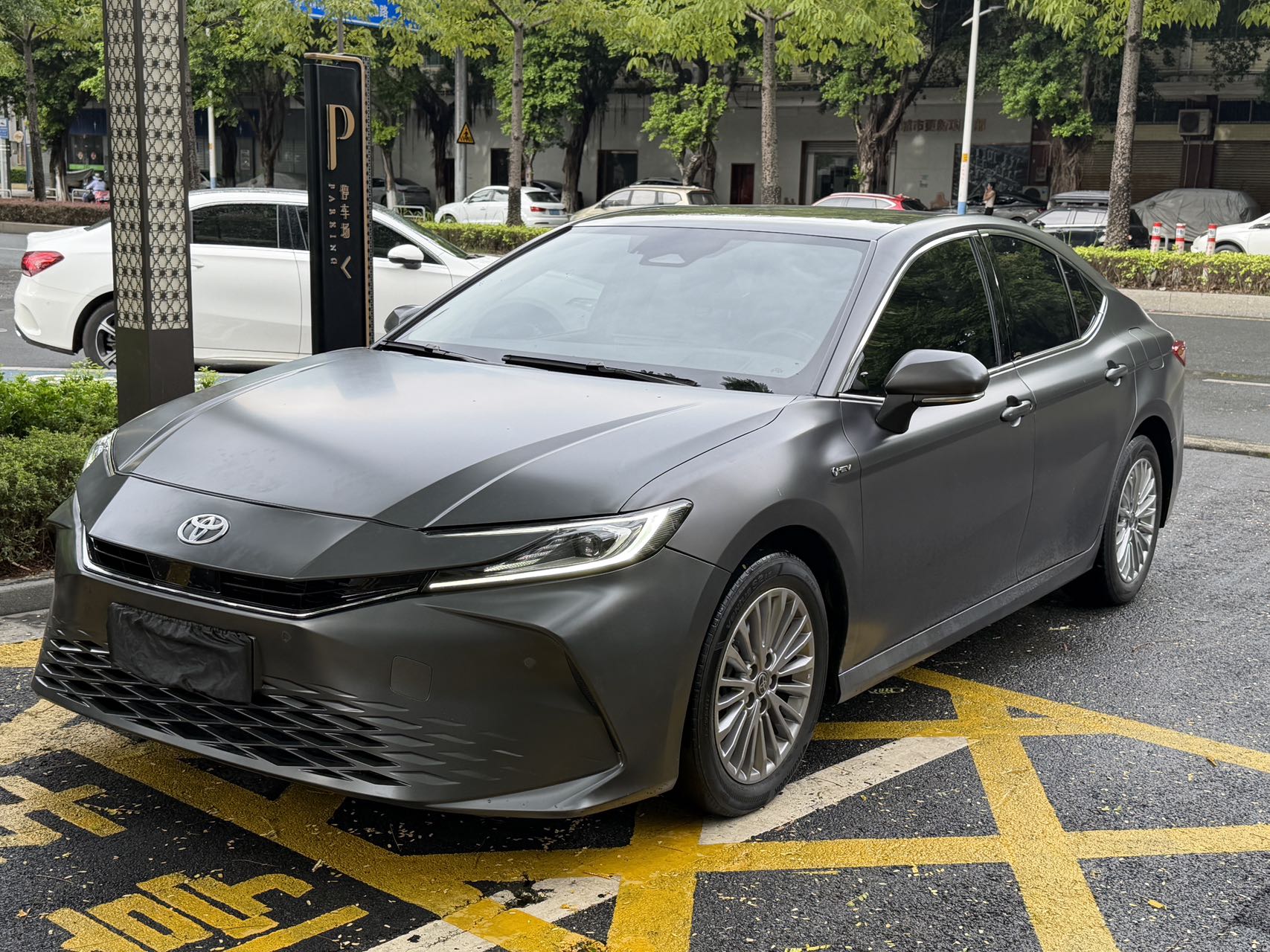 2025 Camry  Hybrid 2.0HXS Glory Version
