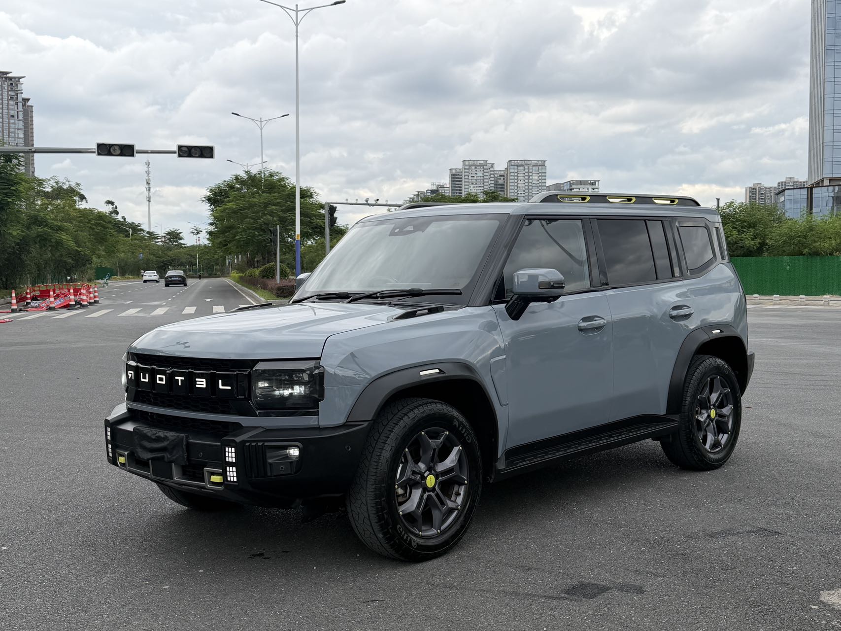 2023  Traveller  2.0T 4WD Cross‑PRO Version