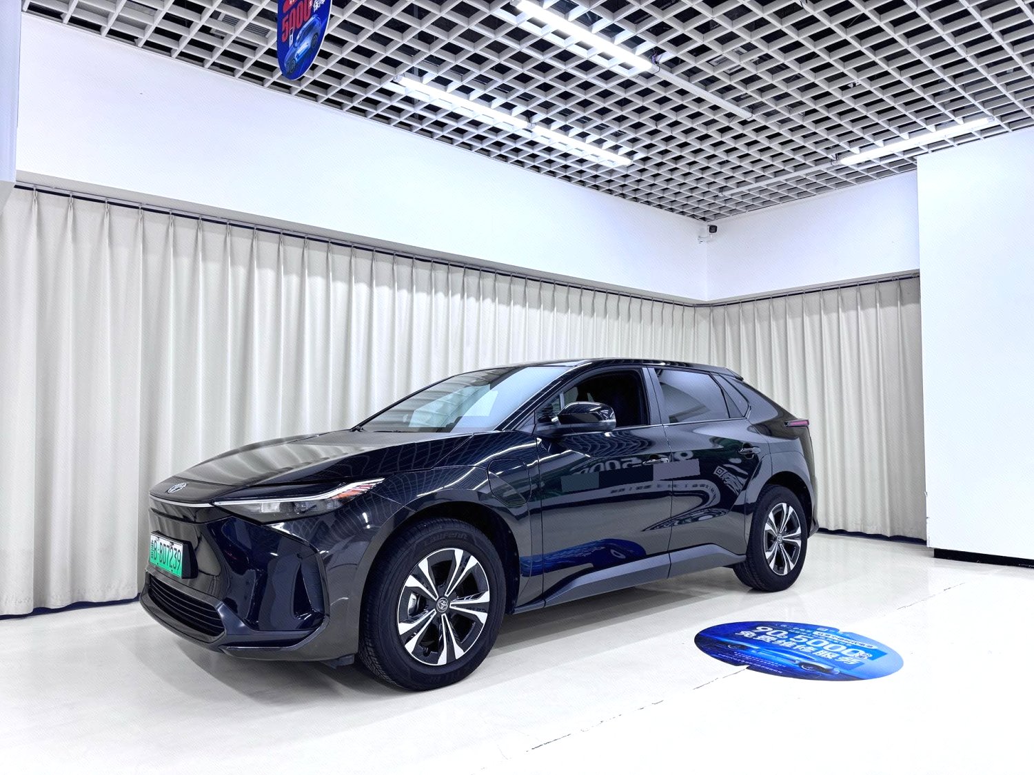 Toyota bZ4X 2022 400km
